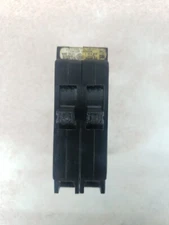 ITE EQ1515 15 Amp Q1515 120/240V TANDEM Circuit Breaker Damaged Label