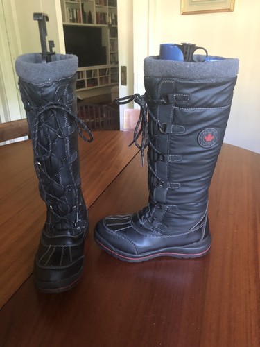 New Cougar Canuck 3 Women Sz 7 Tall 
