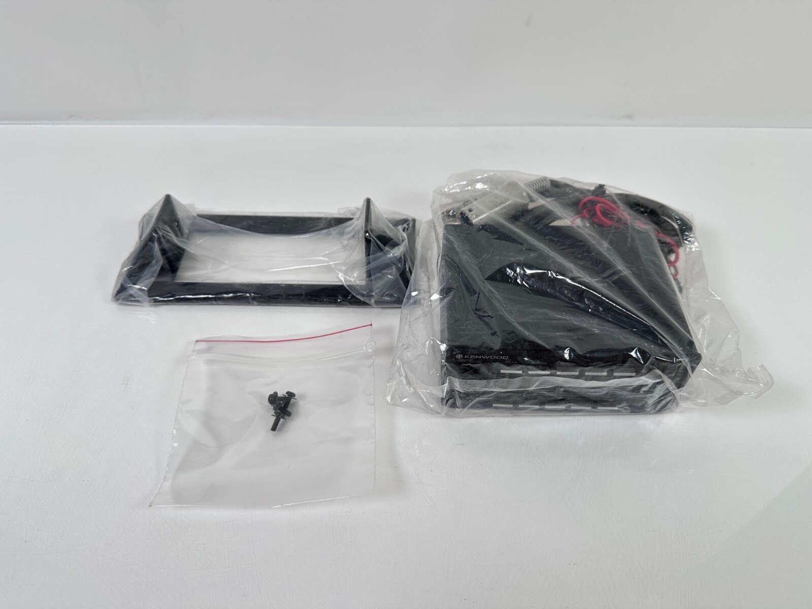 (NEW) KENWOOD KGC-447 Graphic Equalizer In Box