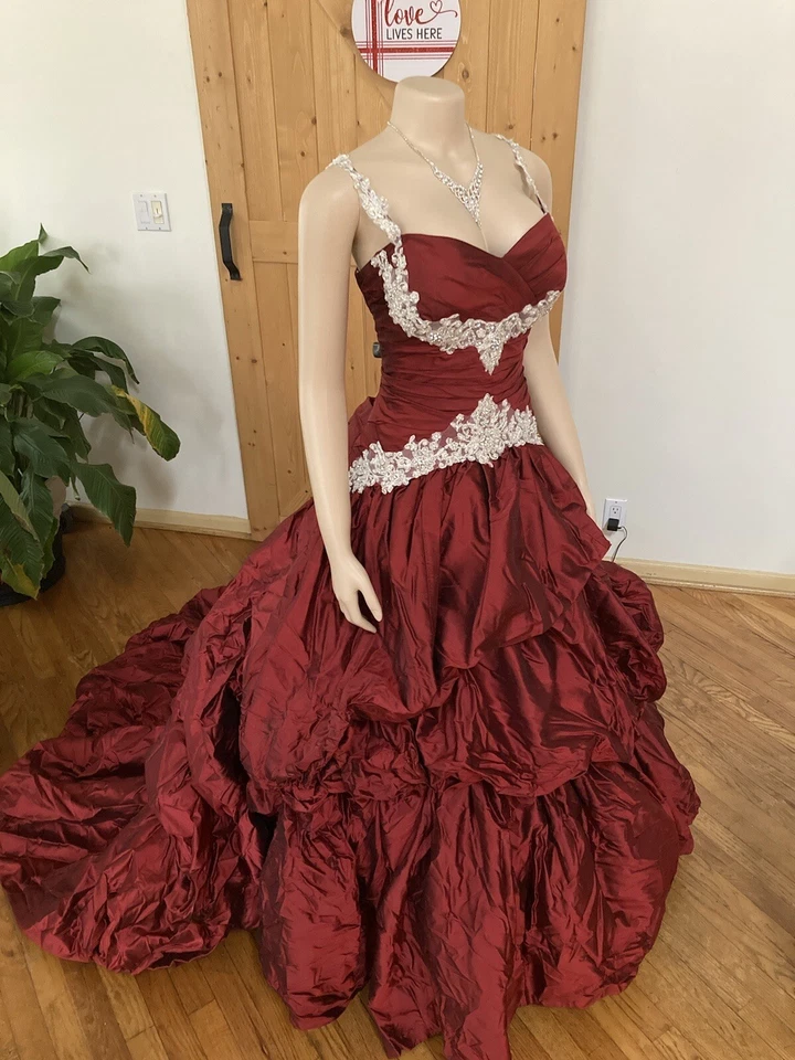 Vestido de novia Justin Alexander rojo intenso/borgoña seda talla 16 Foto 3 de 4