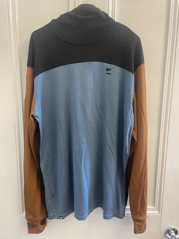 Mons Royale Yotei Merino Powder Hood XL 100% Merino Wool Ski MTB Base Layer