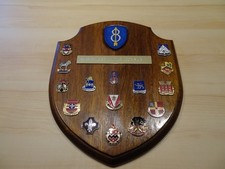 Plakette  der Baumholder Military Community mit Wappen aller Einheiten