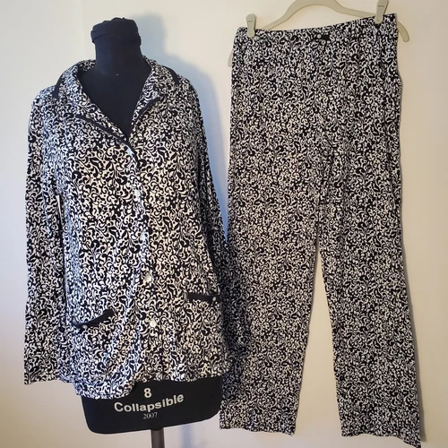 Womens Ellen Tracy Medium 2 Piece Pajama Set 100% Cotton Black White Floral 