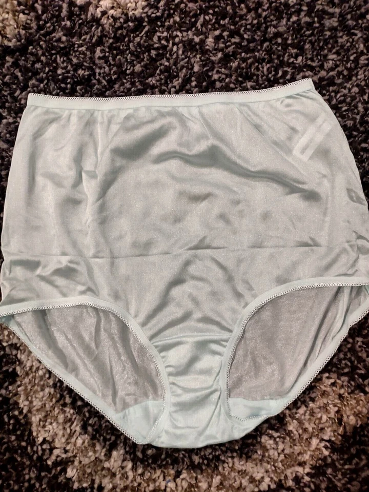 Underscore 100% Nylon Panties Sizes 5-10 - Image 4 of 4