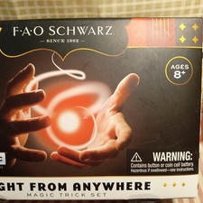 MAGIC TRICK SET NIB FAO Schwarz Lights From Anywhere Magic Light-Up Ages 8 
