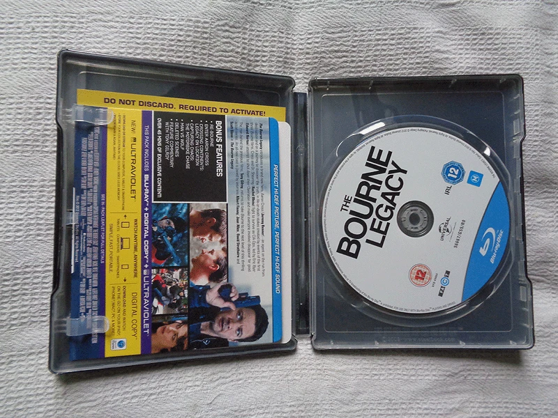 2 x Steelbook Blu Ray Films: The Bourne Legacy & Taken 2 Extended Harder Cut VG. - Image 3 of 4