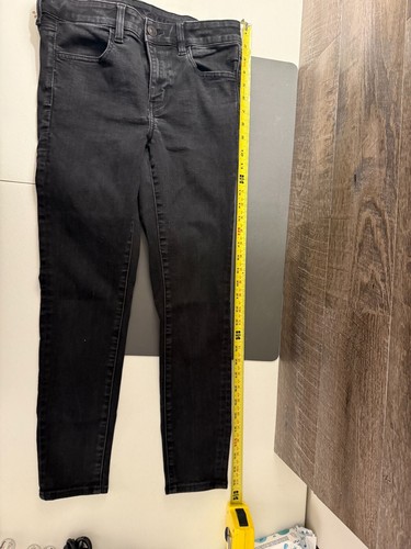 Size-8 American Eagle Women Real Old Jeans Short Distressed Jeans Black - Picture 12 of 17