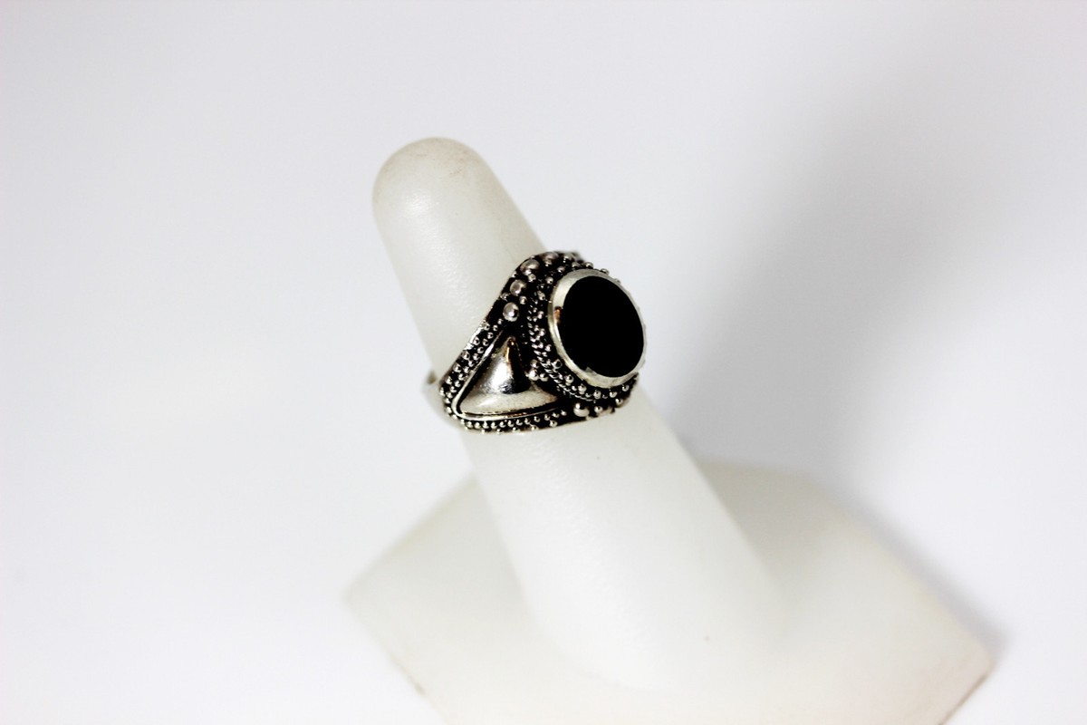 Designer Style Sterling Silver Onyx Beaded Band Ring Sz 6 1