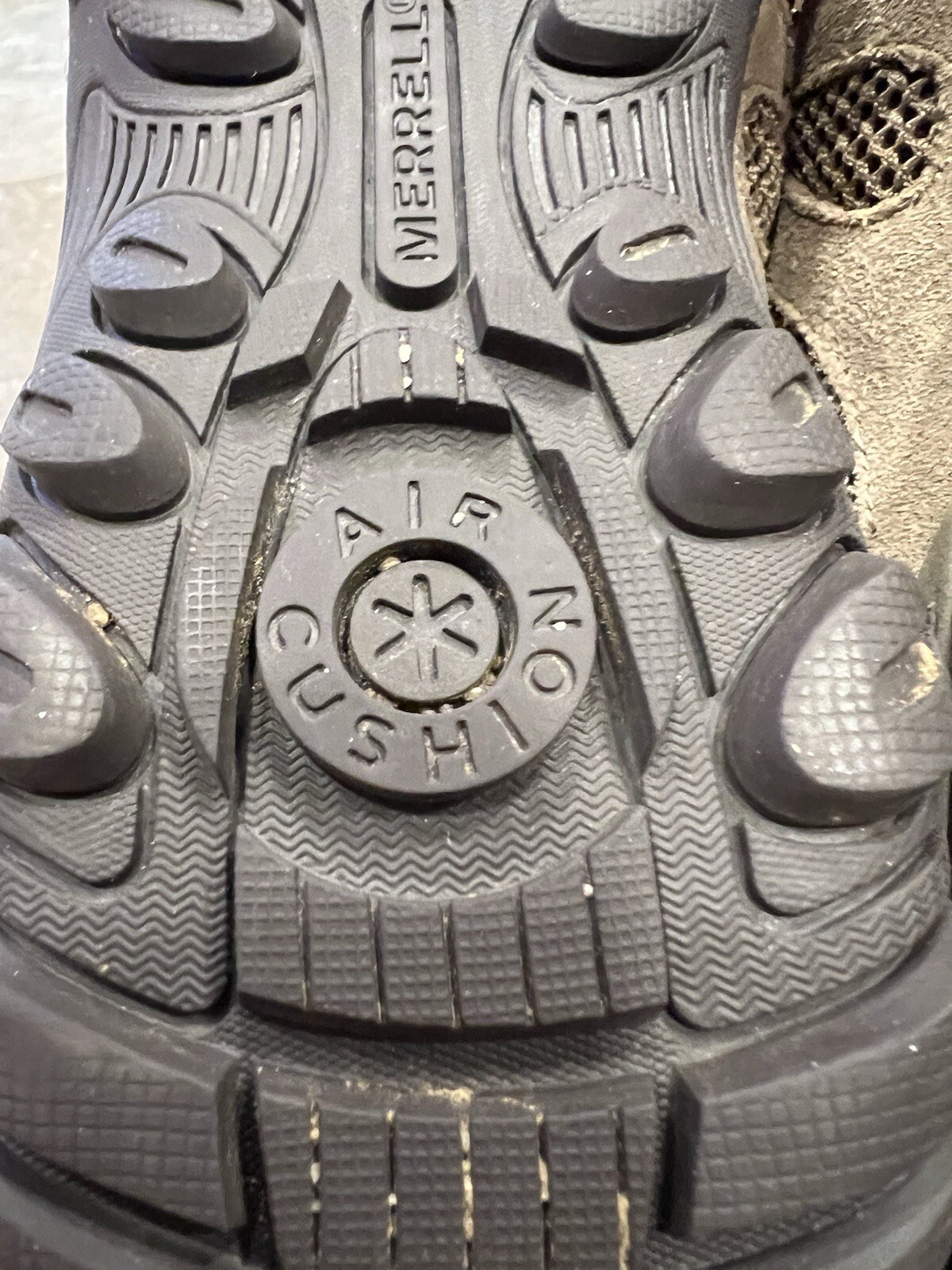 Scarpe da trekking Merrell da donna taglia 9 sneaker stivali Yokota 2 marrone marrone marrone attivo usate in ottime condizioni