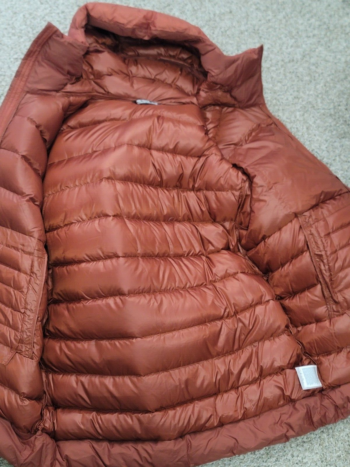 Piumino Piemonte Arc'teryx nuovo con etichette da uomo sublunare taglia L