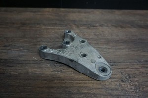 VW Polo 9N Original Motorhalter rechts 6Q0199185M