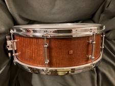 Vaughncraft /Snare  ,  Single : 1 Ply figured Mahogany Solid Shell ..5.5 x 16