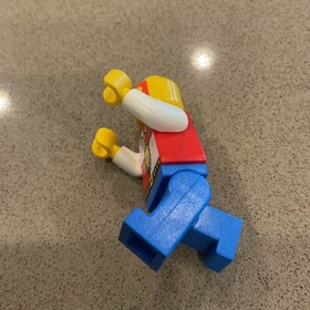 LEGO 6008 Royal King 100% Complete vintage Castle Knights Minifigure