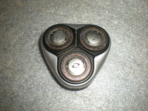 Genuine Philips Norelco 5801XL Shaver Blade/Foil Holder Head Frame Assembly Part