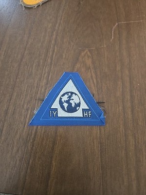 Vintage IYHF International Youth Hostel Jacket Patch Globe Backpacker Hiker