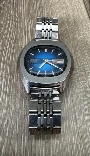Vtg Seiko Automatic Watch Men 39mm Silver Tone Blue Ombre Oval Dial 7009-5008