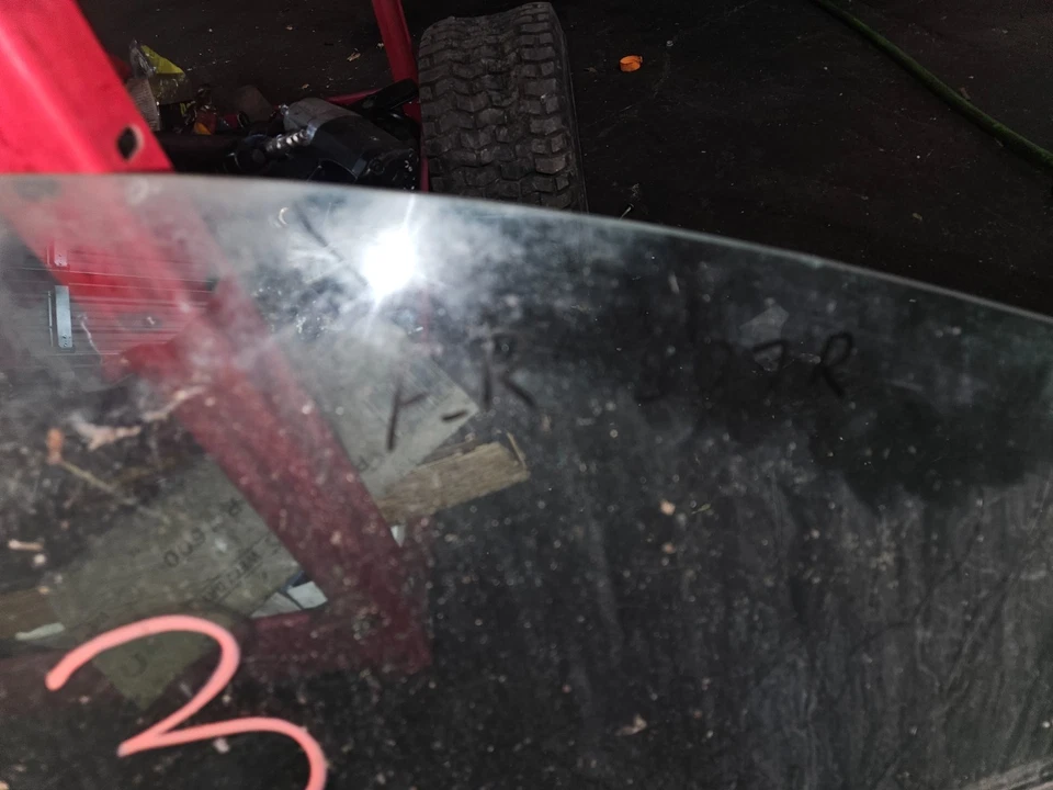 95-99 EAGLE GARRA PUERTA LADO PASAJERO DELANTERO DERECHO VENTANA VIDRIO OEM, 277-58408 Foto 4 de 4