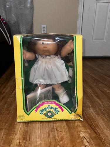Cabbage Patch Doll Vintage In Box 1983 Renita Millie -New In Box