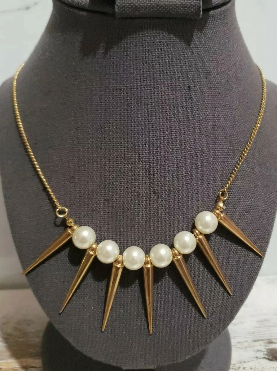 Gold store spike choker