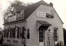 C.1950 INDIANA, LOU'S SNACK SHOP, RC ROYAL CROWN COLA, COFFEE, ADS SIGN PHOTO F2