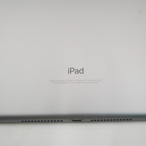 Apple iPad 6th Gen A1893 32 GB, Wi-Fi, 9.7",Space Gray - Afbeelding 4 van 8