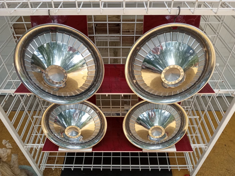 Tapacubos AMC Gremlin Hornet Rebel 1970-1971 14" (4) cubiertas de rueda antiguas de colección Foto 4 de 4