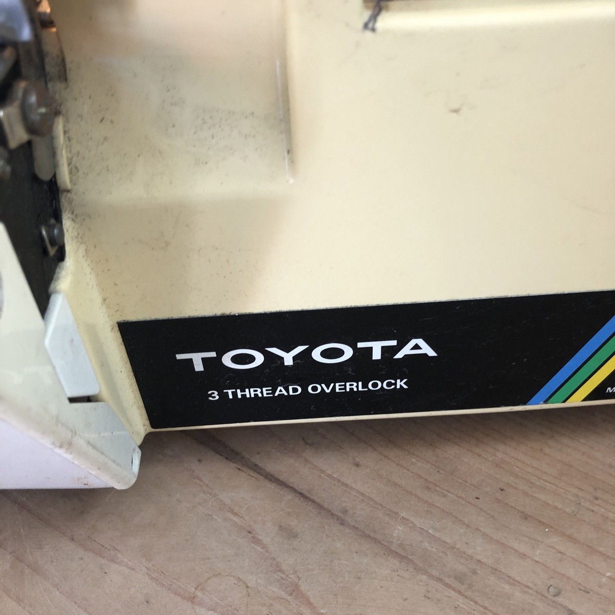 Toyota 3 Thread Overlock Sewing Machine Serger Model 6300 C-903