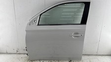 Porte avant et accessoires Mitsubishi OUTLANDER