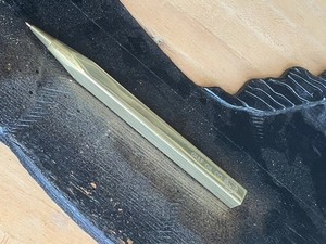 Ultra Rare GULF OIL CO. Gold Tone Ink Pen Heavy Weighted Executive Pen