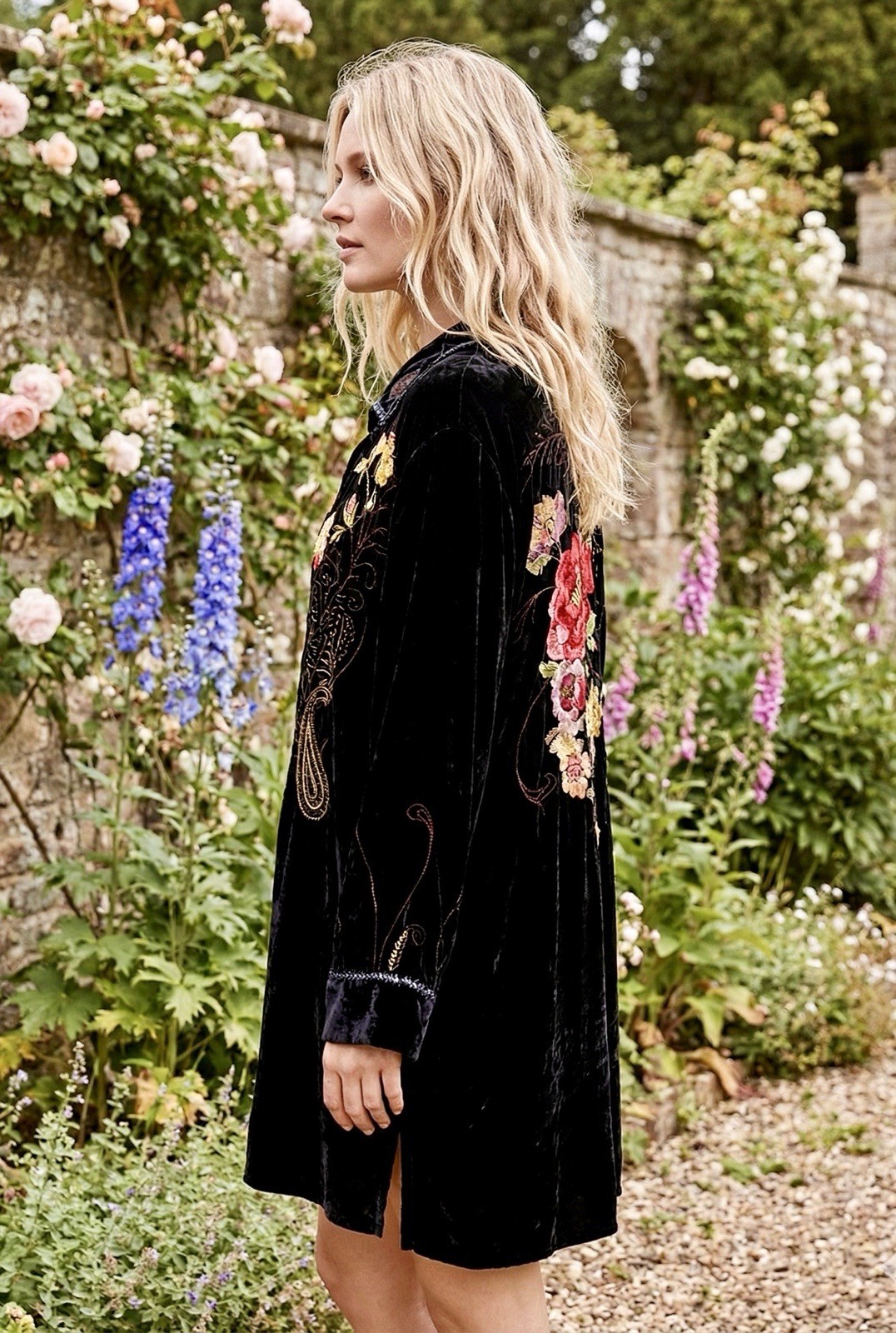 Johnny Was 1X 1XL Black Velvet Button Up Shirt Top Embroidered Long Sleeve NWT