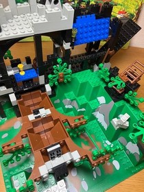 LEGO System Castle Dark Forest Fortress 6079 In 1996 Used Retired Comp W/Manual