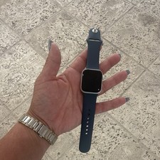 Apple Watch 40mm Silver Aluminum Case Blue Si...
