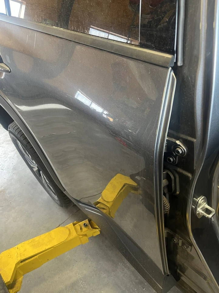 2021-2024 NISSAN ROGUE SV ПАССАЖИРСКАЯ ЗАДНЯЯ ПРАВАЯ ДВЕРЬ В СБОРЕ СЕРЫЙ КОД KAD - Изображение 4 из 4