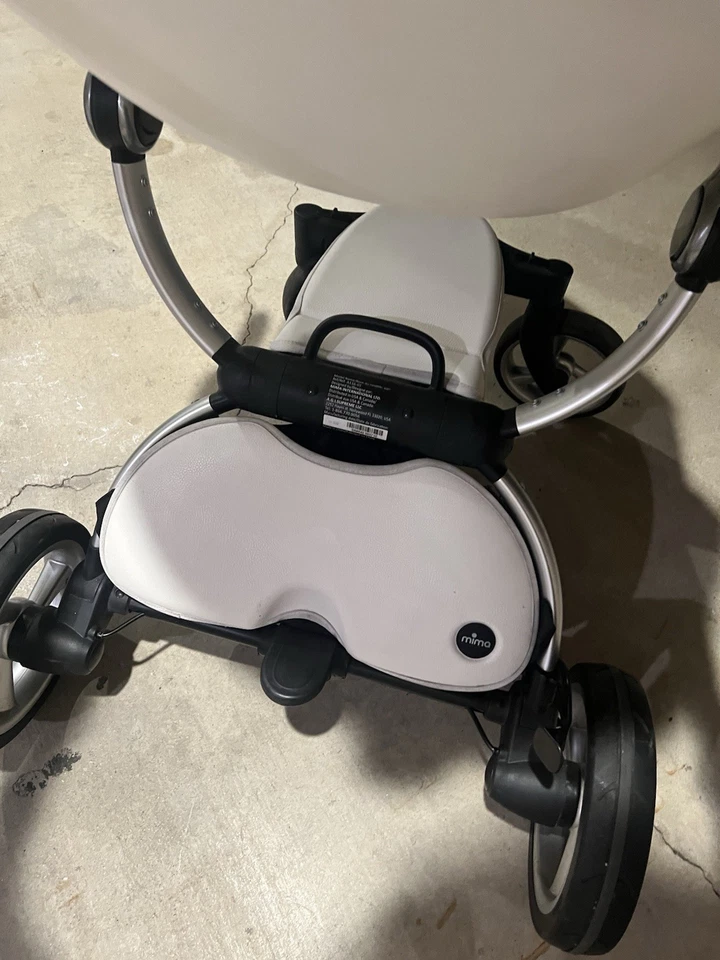 Одиночная прогулочная коляска с люлькой Mima Xari 4G  - Изображение 4 из 4