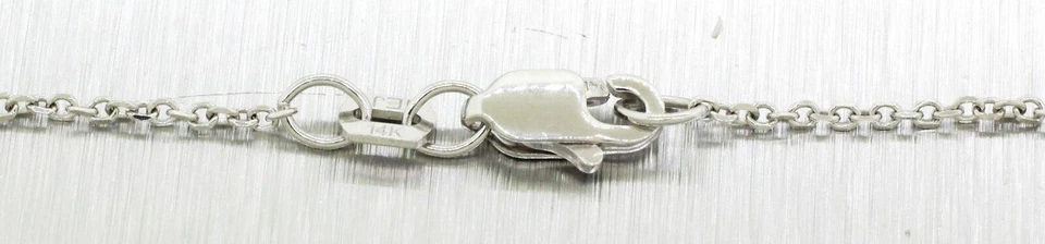 Antiguo colgante Art Deco de barra de filigrana de diamantes de 0,45 quilates - collar de oro blanco de 14 k Foto 4 de 4