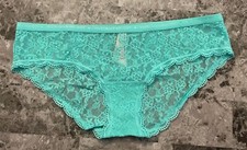 NWT VICTORIA'S SECRET M GREEN FLORAL SCALLOP LACE LOGO RARE HIPHUGGER PANTIES