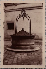 Autriche, Vienne, Puits, Tirage vintage, ca.1930  Tirage argentique  9x6  