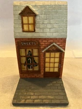 Hudson Pewter Villagers #5238 Sweets Shop Building. VGC