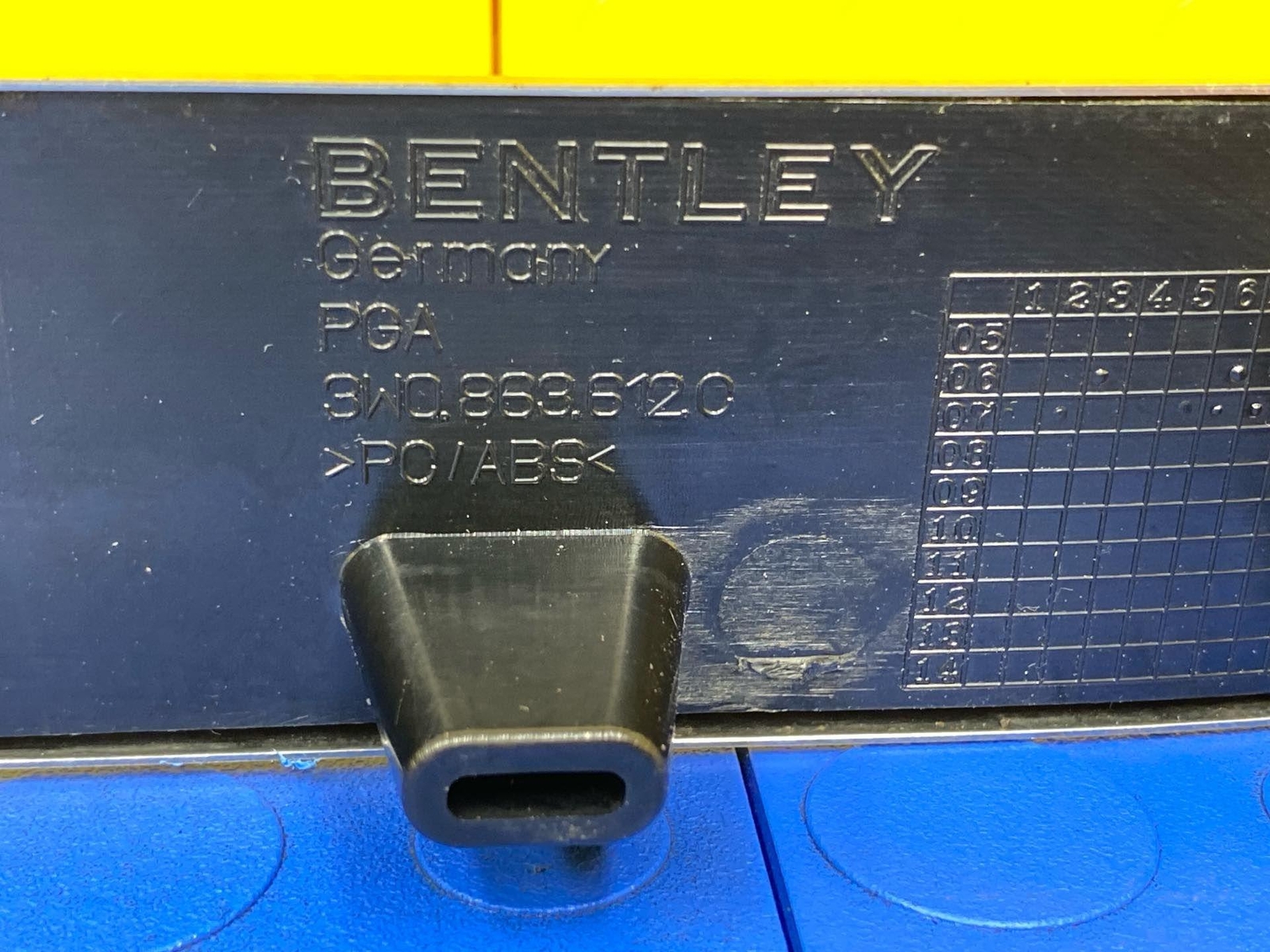 08 09 10 BENTLEY Continental GT Front RIght Door Sill Scuff Plate OEM 3W0863612C