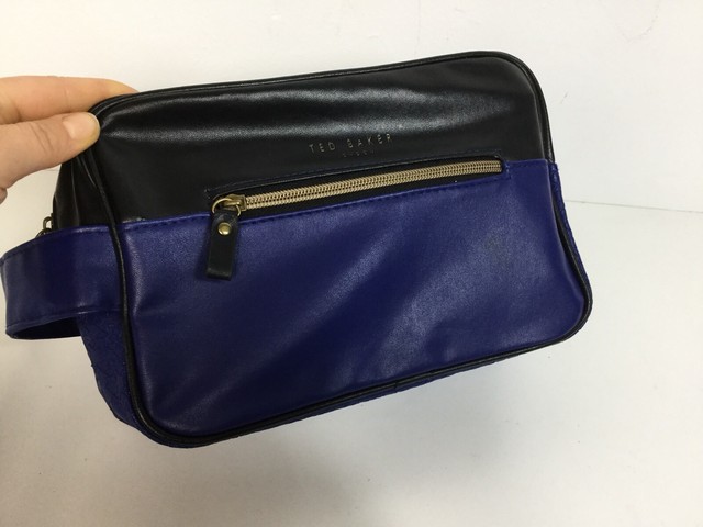 ted baker mens messenger bag