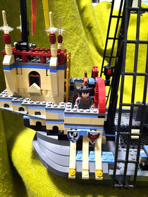 LEGO Harry Potter: The Durmstrang Ship 4768 Fits Pirate Viking Themes 1 Minifig