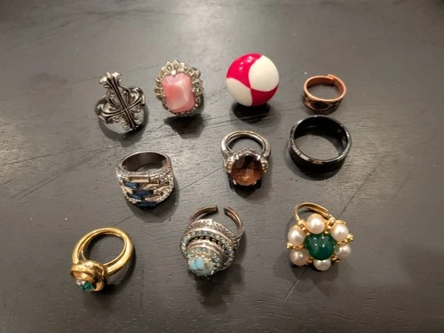 Lot Of 10 Vtg To Now Rings In Gold/ Silver Tone Multiple Sizes/styles Read