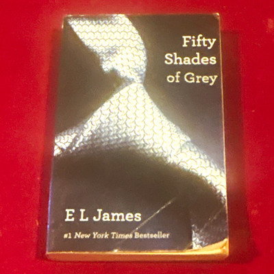 Fifty Shades of Grey (Fifty Shades)