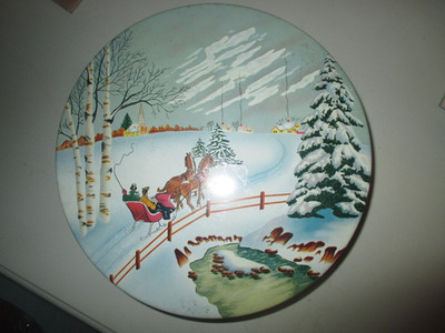 Vintage Christmas Sleigh Ride Biscuit Cake Cookie Tin Olive Can Chicago