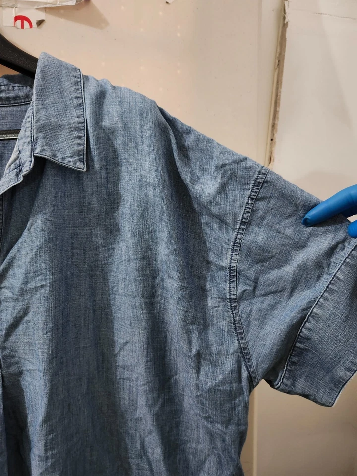 Top Caslon Mujer 3X Azul Plisado Denim Manga Corta Cuello Ancho Cuadrado Mezcla Tencel Foto 3 de 4