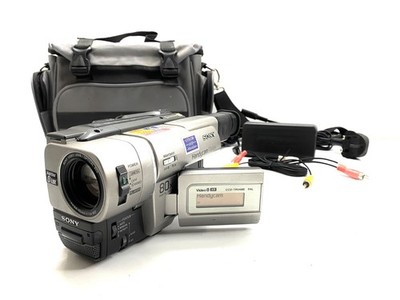 SONY CCD-TRV48E Video8 Hi8 Tape Analogue Video Camera HANDYCAM Complete Set