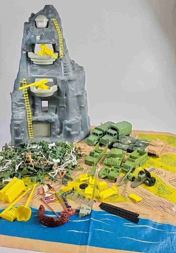 Marx Guns Of Navarone Playset + ARmy Men Vehicles Tanks And More