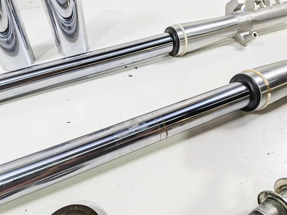 2006 Suzuki C90 VL1500T Boulevard Front End Fork Set 51103-10F70 51104-10F70 - Image 3 of 4