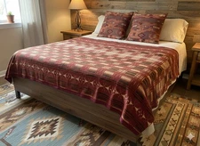 SPECTACULAR VTG BEACON? Style~Ombre Plaid~Southwestern/ Navajo Border 72“ X 78“￼