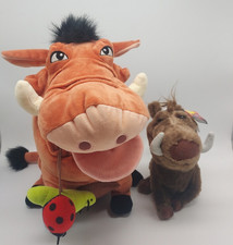 Disney Store Exclusive 14" Pumbaa And 8" Pumbaa The Lion King Plush W/Grub Bugs